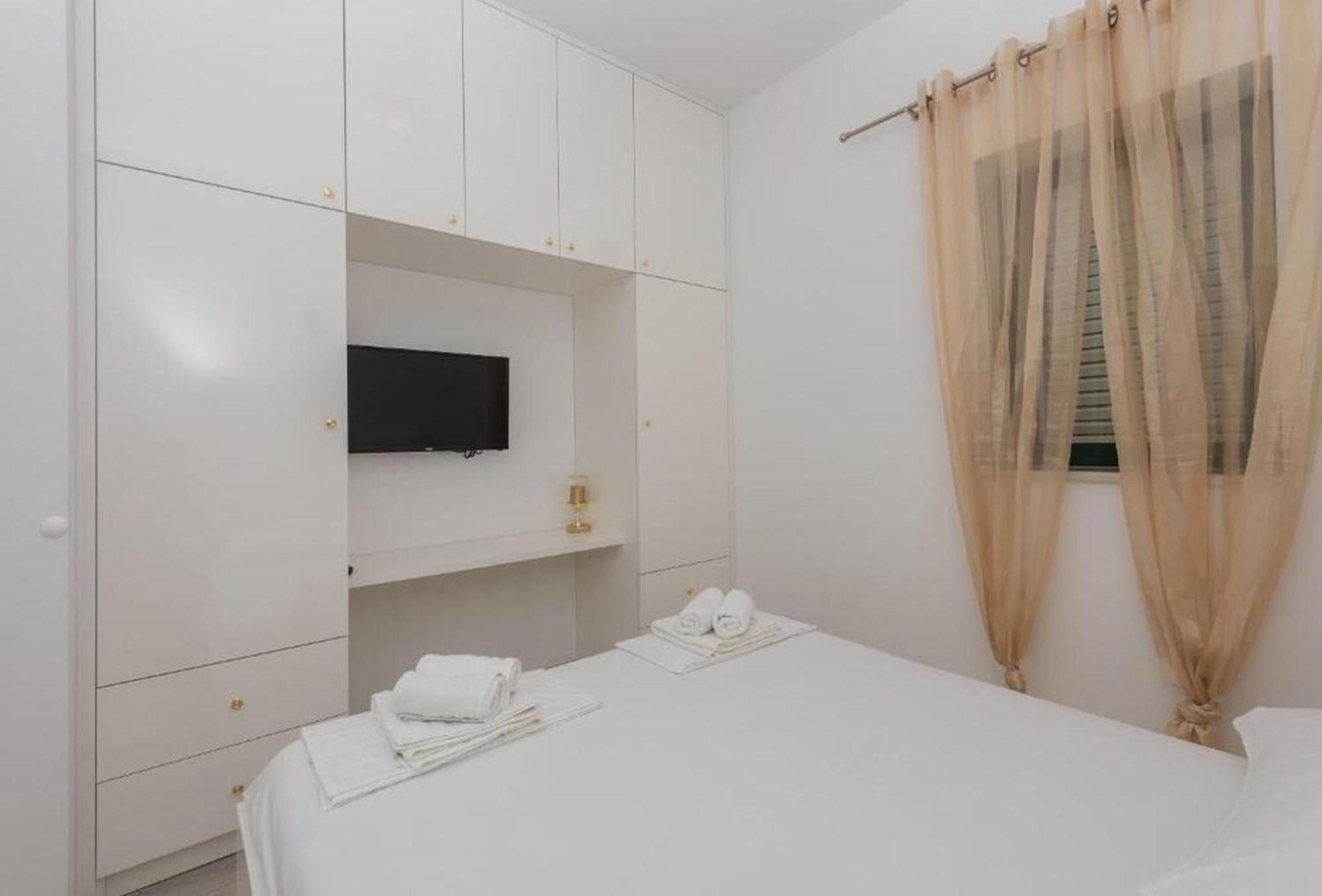 Pjero Makarska