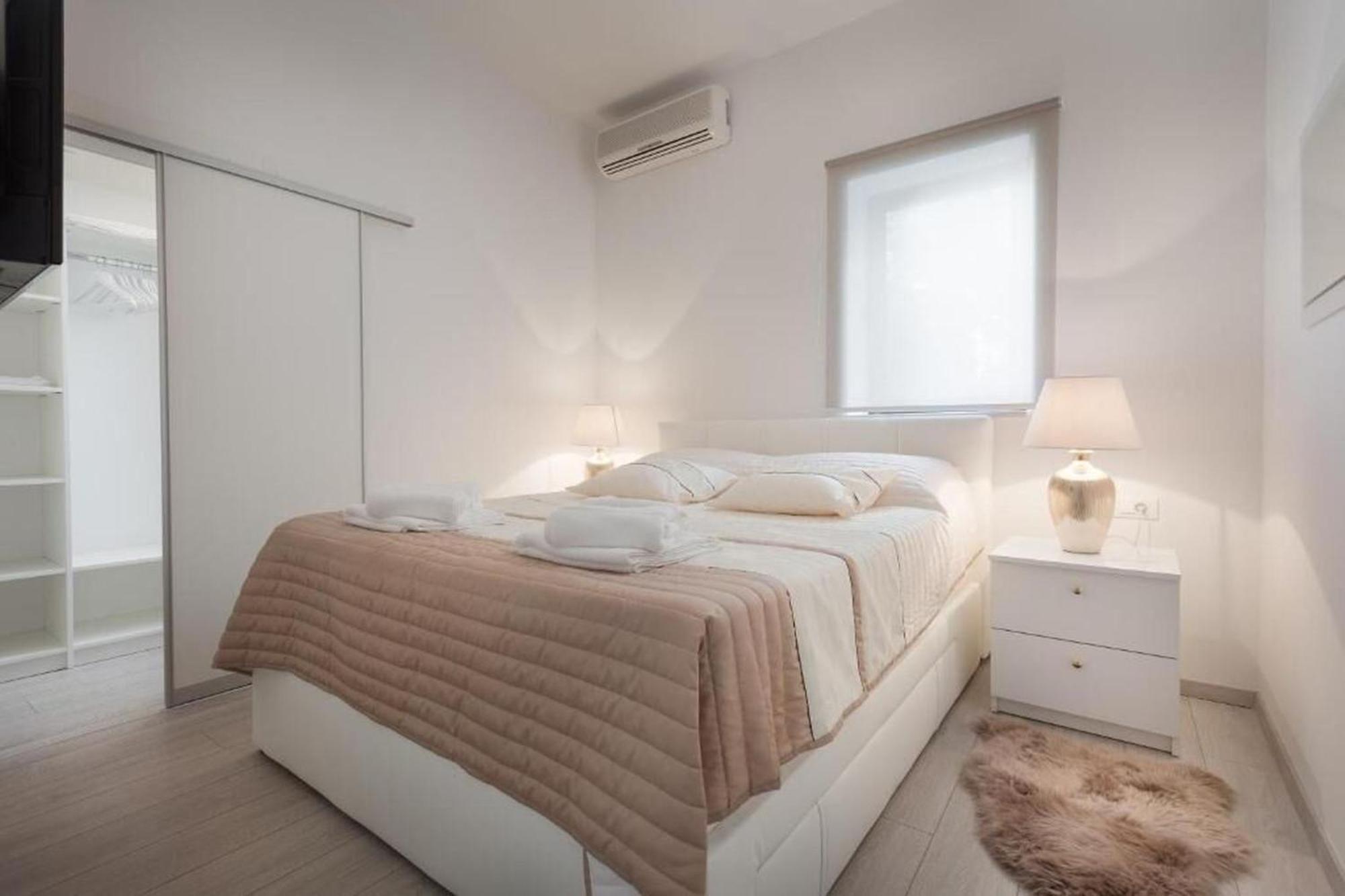 Apartment Pjero Makarska